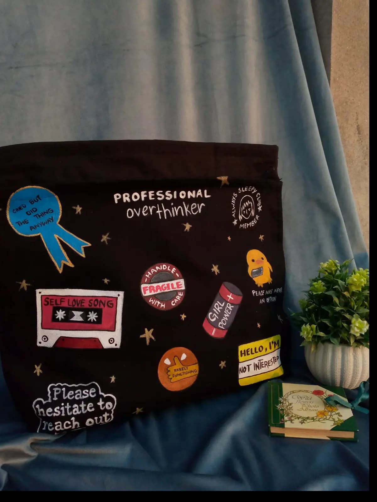 GIRL POWER TOTE BAG WITH ALL FEATURES