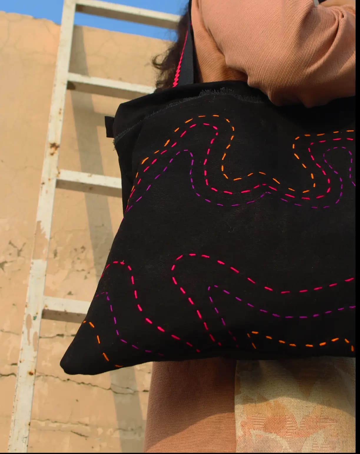 DOODLE WOODLE ( HAND EMBROIDERED BAG )