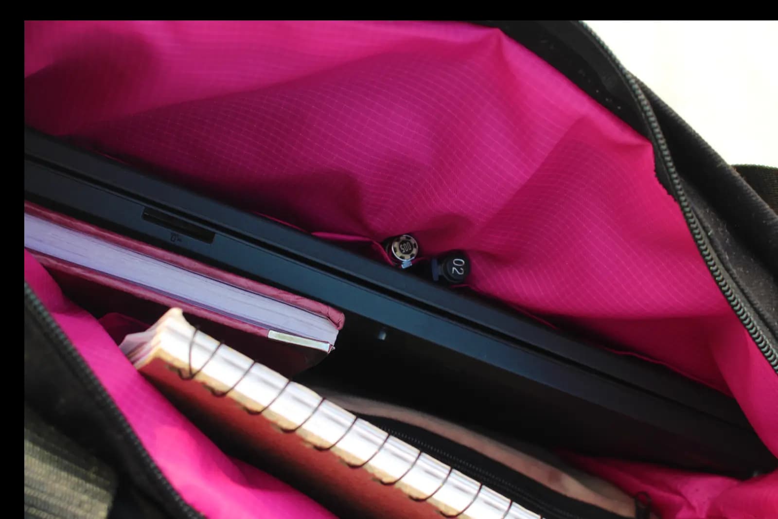 DOODLE WOODLE ( HAND EMBROIDERED BAG )