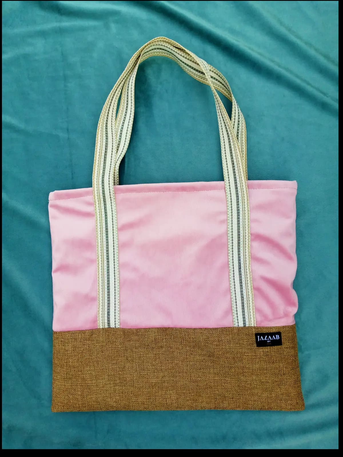 zipper velvet tote with features
